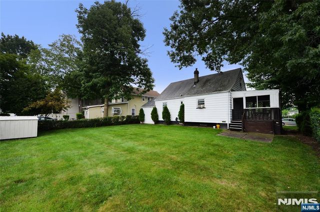 151 Hickory Avenue, Bergenfield, NJ 07621