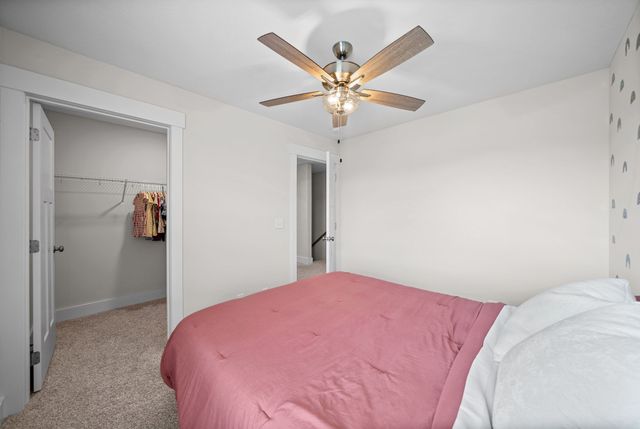 350 Frontier Dr, Clarksville, TN 37043
