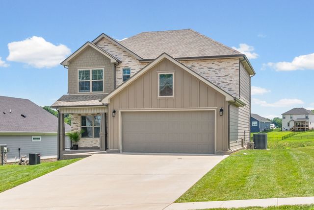 350 Frontier Dr, Clarksville, TN 37043