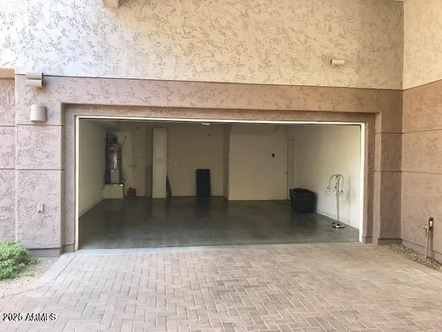 15221 N CLUBGATE Drive 2115, Scottsdale, AZ 85254