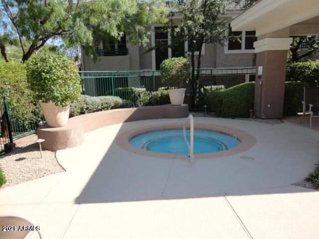 15221 N CLUBGATE Drive 2115, Scottsdale, AZ 85254