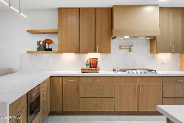 8632 E THORNWOOD Drive, Scottsdale, AZ 85251