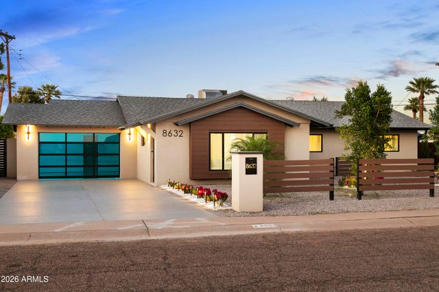 8632 E THORNWOOD Drive, Scottsdale, AZ 85251