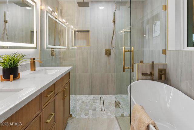 8632 E THORNWOOD Drive, Scottsdale, AZ 85251