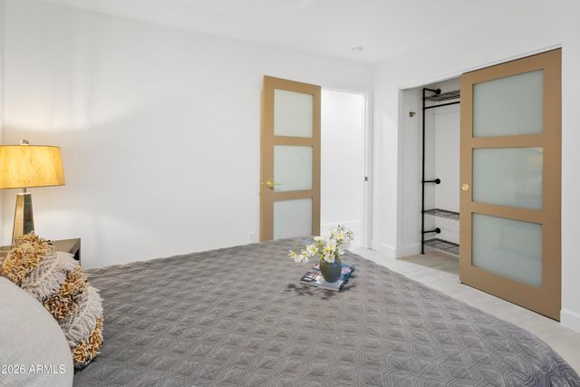 8632 E THORNWOOD Drive, Scottsdale, AZ 85251