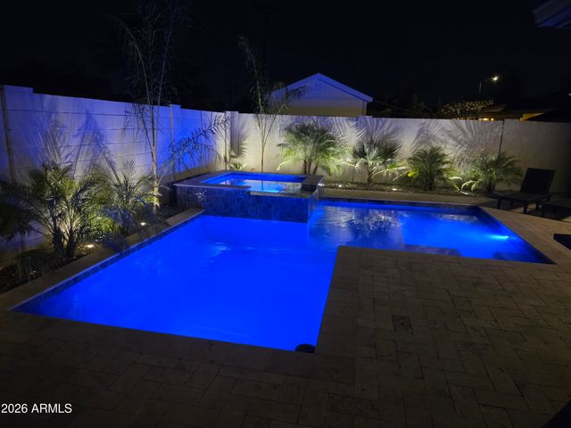 8632 E THORNWOOD Drive, Scottsdale, AZ 85251