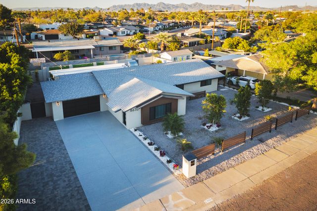 8632 E THORNWOOD Drive, Scottsdale, AZ 85251