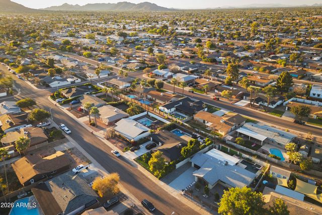 8632 E THORNWOOD Drive, Scottsdale, AZ 85251