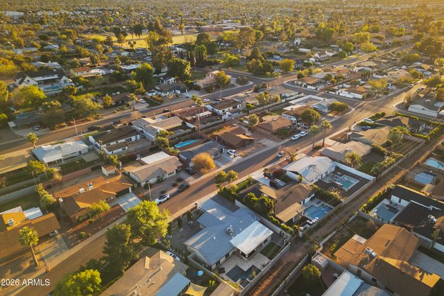 8632 E THORNWOOD Drive, Scottsdale, AZ 85251