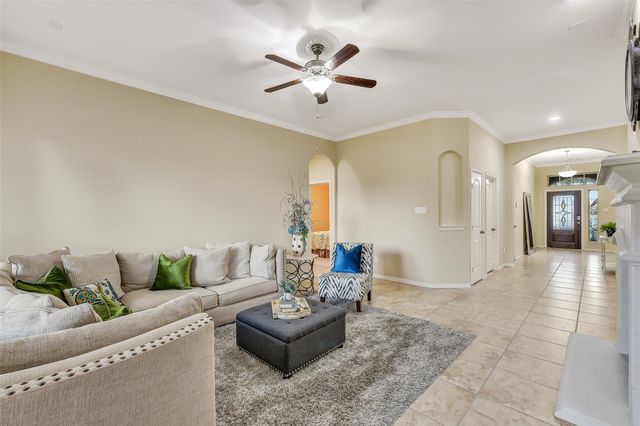 1512 Tyler Point Lane, Pearland, TX 77089