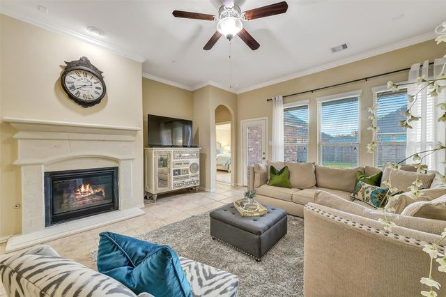 1512 Tyler Point Lane, Pearland, TX 77089