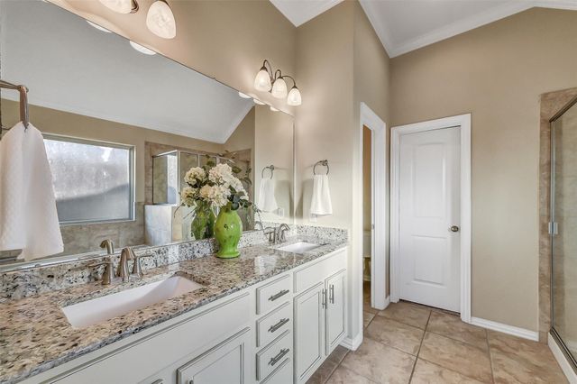 1512 Tyler Point Lane, Pearland, TX 77089