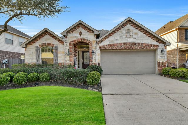 1512 Tyler Point Lane, Pearland, TX 77089