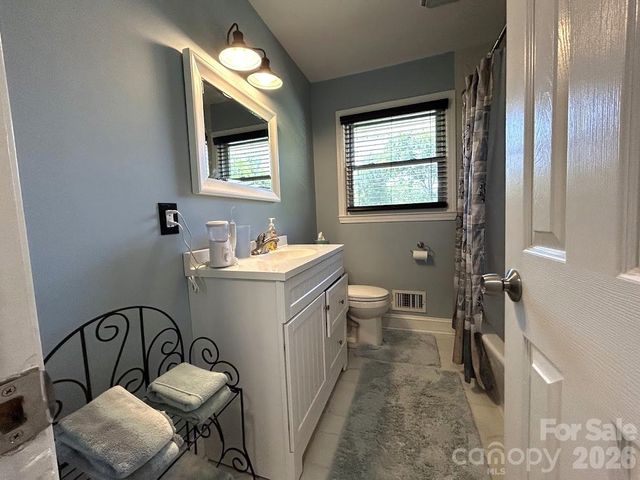 7113 Sterncrest Place, Charlotte, NC 28210