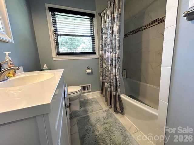 7113 Sterncrest Place, Charlotte, NC 28210
