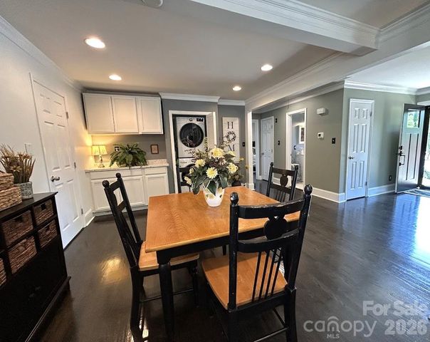 7113 Sterncrest Place, Charlotte, NC 28210