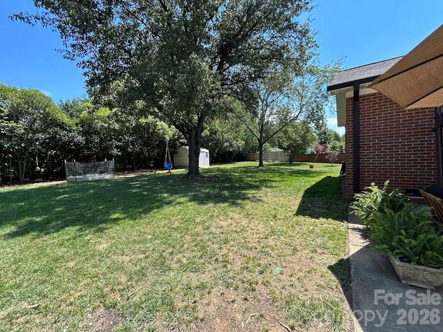 7113 Sterncrest Place, Charlotte, NC 28210