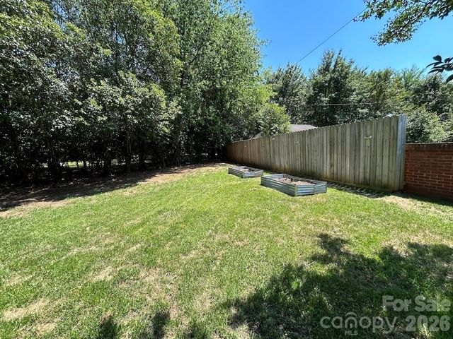 7113 Sterncrest Place, Charlotte, NC 28210