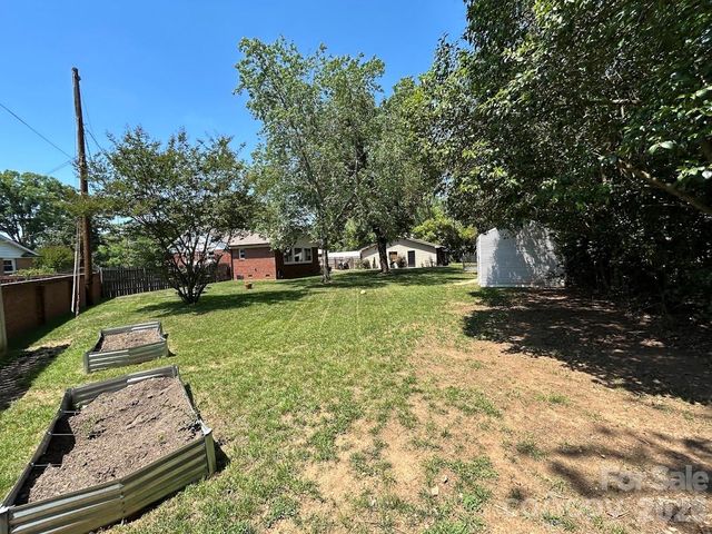 7113 Sterncrest Place, Charlotte, NC 28210