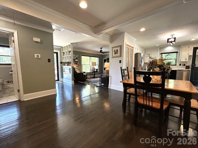 7113 Sterncrest Place, Charlotte, NC 28210