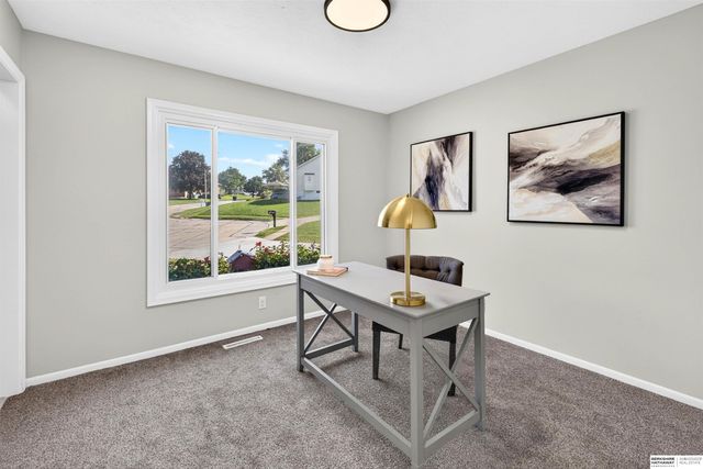 15010 Eureux Circle, Bellevue, NE 68123