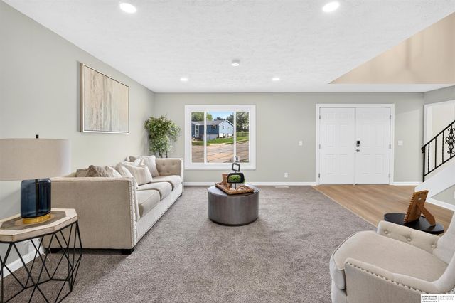 15010 Eureux Circle, Bellevue, NE 68123