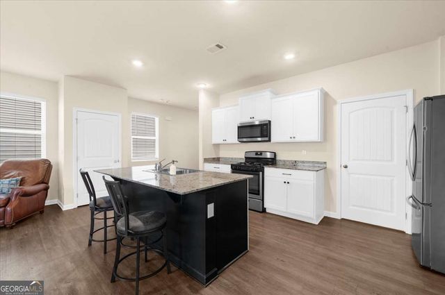 5206 Wild Berry Court, Oakwood, GA 30566