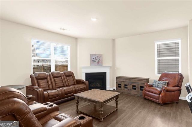 5206 Wild Berry Court, Oakwood, GA 30566