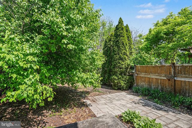 239 G ST, Carlisle, PA 17013