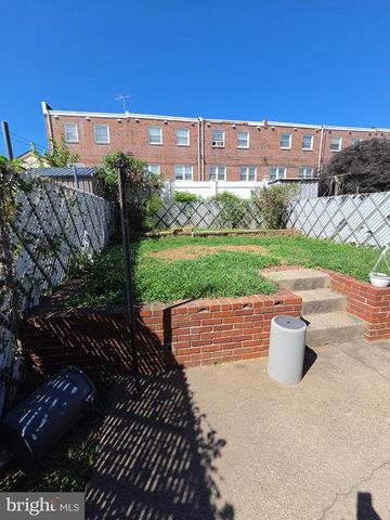 3732 S HEREFORD LN, Philadelphia, PA 19114