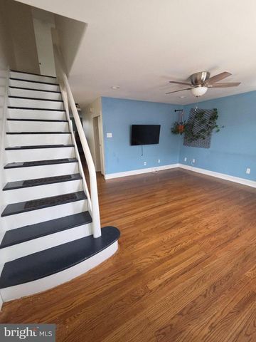 3732 S HEREFORD LN, Philadelphia, PA 19114