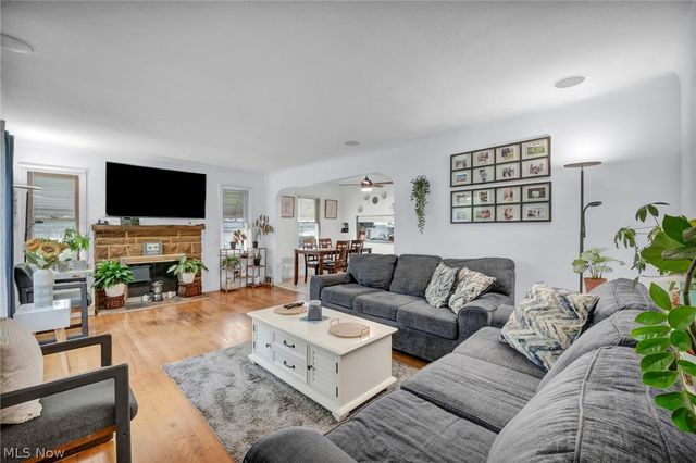755 W Glendale Street, Bedford, OH 44146