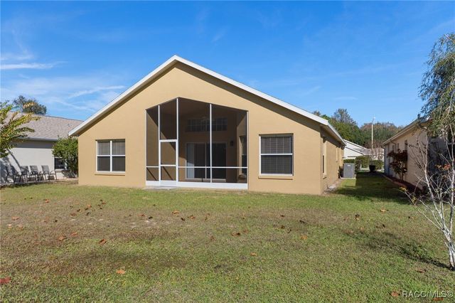 979 Pritchard Island Road, Inverness, FL 34450