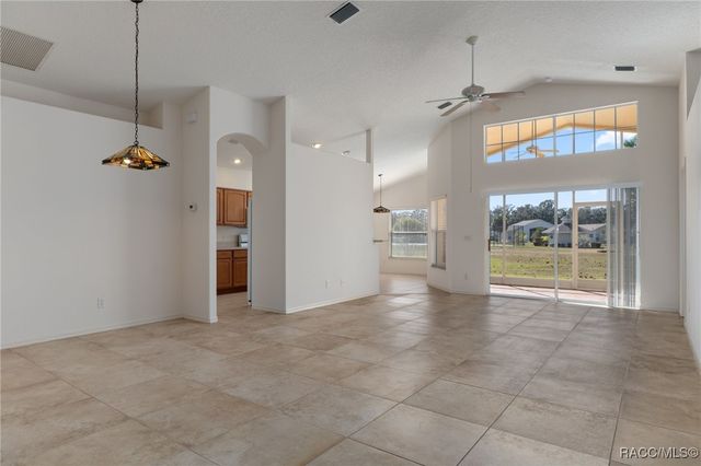 979 Pritchard Island Road, Inverness, FL 34450