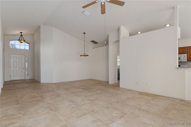 979 Pritchard Island Road, Inverness, FL 34450