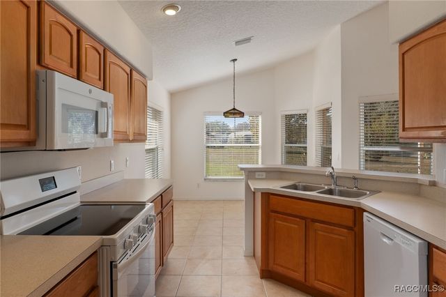 979 Pritchard Island Road, Inverness, FL 34450