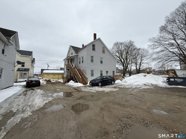 330-342 Church Street, Putnam, CT 06260