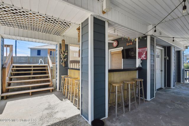 10000 New York Street, Bay Saint Louis, MS 39520