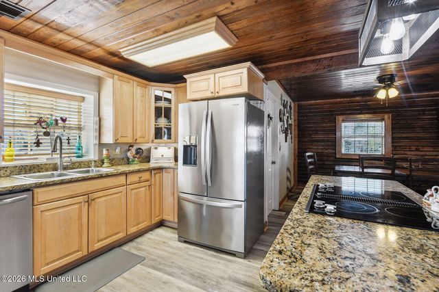 10000 New York Street, Bay Saint Louis, MS 39520