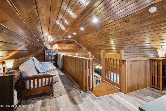 10000 New York Street, Bay Saint Louis, MS 39520