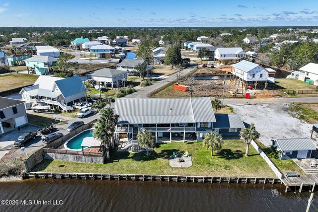 10000 New York Street, Bay Saint Louis, MS 39520