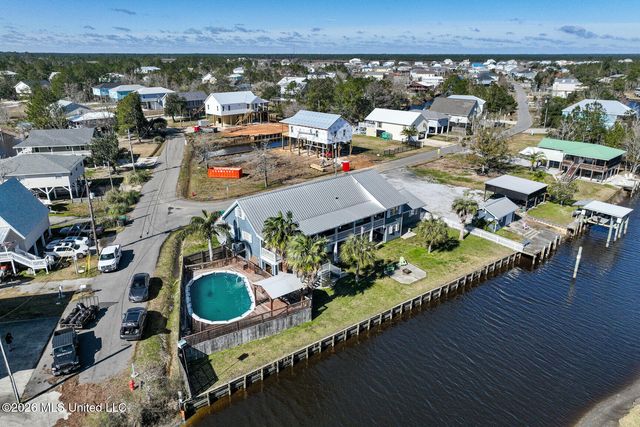 10000 New York Street, Bay Saint Louis, MS 39520