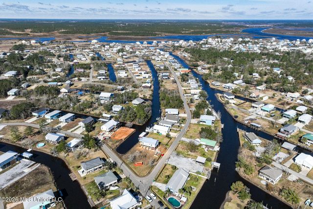 10000 New York Street, Bay Saint Louis, MS 39520