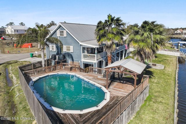 10000 New York Street, Bay Saint Louis, MS 39520