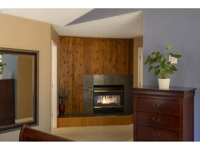 17295 HANNEMAN Ct, Gladstone, OR 97027