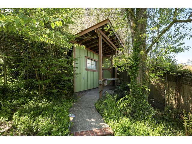 17295 HANNEMAN Ct, Gladstone, OR 97027