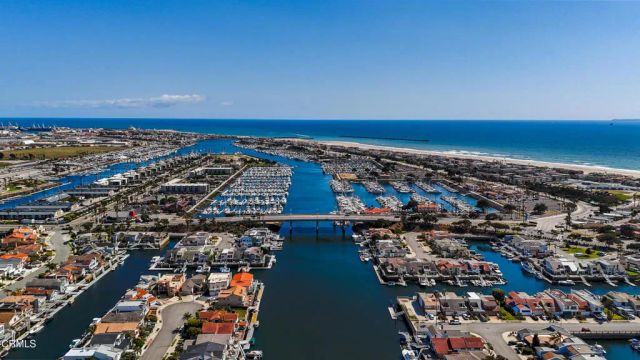 4620 Falkirk Bay, Oxnard, CA 93035