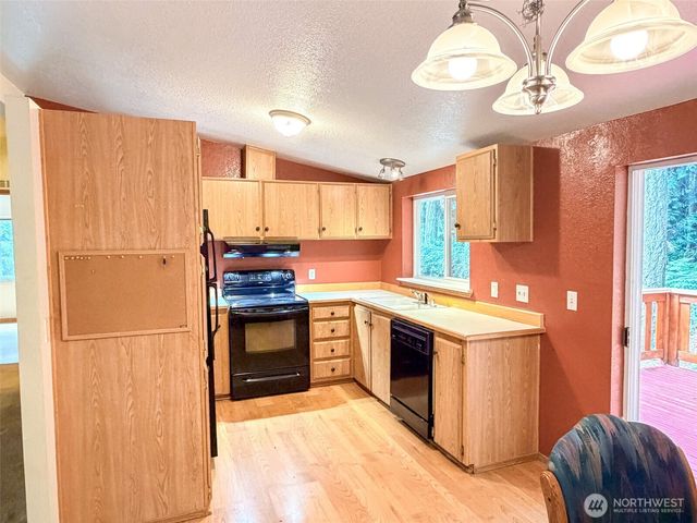 106 Cape George Road, Port Townsend, WA 98368