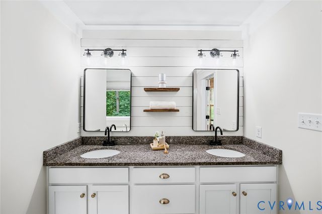 8312 Timberstone Dr, Chesterfield, VA 23832