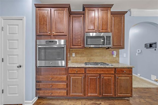1074 Sly Fox Run Run, Fairburn, GA 30213